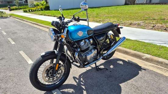 ROYAL ENFIELD-INTERCEPTOR-2022