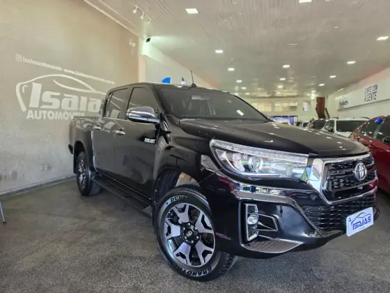 TOYOTA HILUX 2.8 SRX 4X4 CD 16V DIESEL 4P AUTOMÁTICO