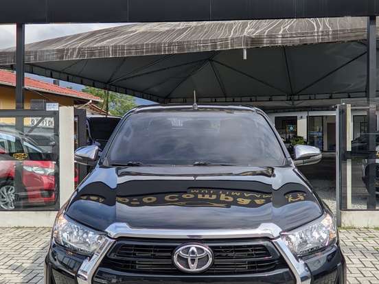 TOYOTA-HILUX-2.8 D-4D TURBO DIESEL CD SRV 4X4 AUTOMÁTICO TOYOTA-HILUX-2021