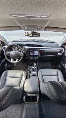 TOYOTA-HILUX-2021