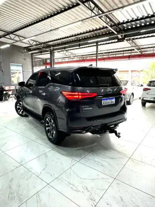 TOYOTA-HILUX SW4-2020