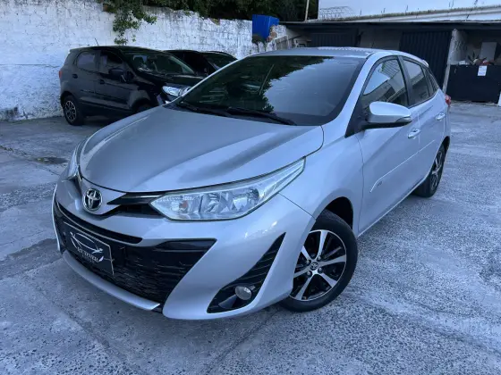 TOYOTA YARIS 1.5 16V FLEX XS MULTIDRIVE TOYOTA YARIS 1.5 16V FLEX XS MULTIDRIVE