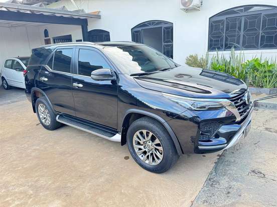 TOYOTA-HILUX SW4-2021