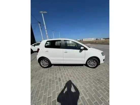 VOLKSWAGEN-FOX-1.0 MI 8V FLEX 4P MANUAL VOLKSWAGEN-FOX-2014