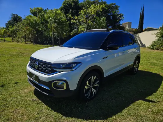 VOLKSWAGEN T-CROSS 1.4 250 TSI TOTAL FLEX HIGHLINE AUTOMÁTICO