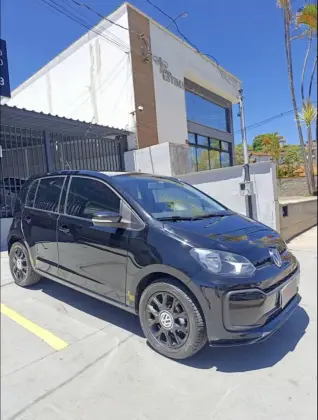VOLKSWAGEN UP 1.0 MPI TOTAL FLEX 4P MANUAL VOLKSWAGEN UP 1.0 MPI TOTAL FLEX 4P MANUAL