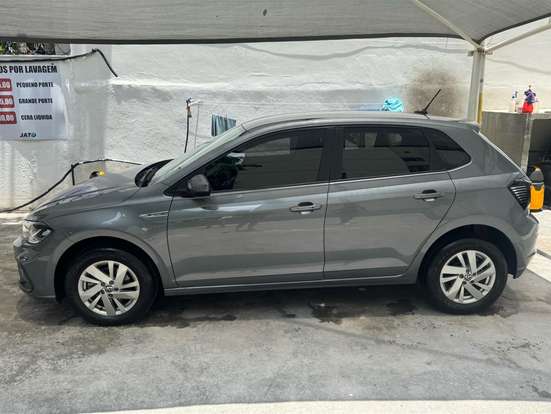 VOLKSWAGEN-POLO-2024