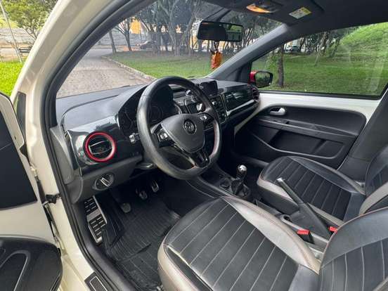 VOLKSWAGEN-UP-1.0 TSI PEPPER 12V FLEX 4P MANUAL VOLKSWAGEN-UP-2018