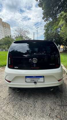 VOLKSWAGEN-UP-2018