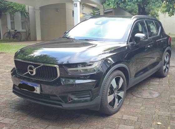 VOLVO XC40 2.0 T4 GASOLINA GEARTRONIC