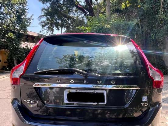 VOLVO-XC60-2.0 T5 KINETIC GASOLINA 4P AUTOMÁTICO VOLVO-XC60-2017