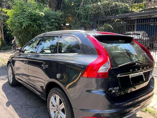 VOLVO-XC60-2.0 T5 KINETIC GASOLINA 4P AUTOMÁTICO VOLVO-XC60-2017