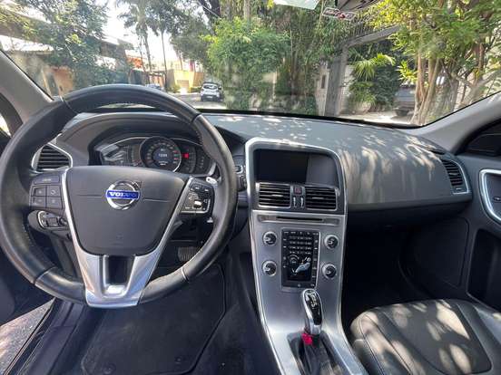 VOLVO-XC60-2.0 T5 KINETIC GASOLINA 4P AUTOMÁTICO VOLVO-XC60-2017