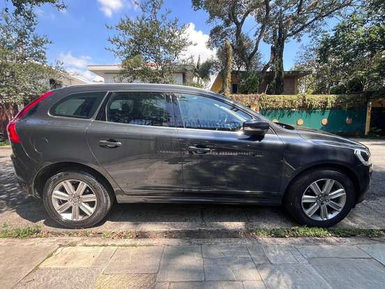 VOLVO-XC60-2.0 T5 KINETIC GASOLINA 4P AUTOMÁTICO VOLVO-XC60-2017