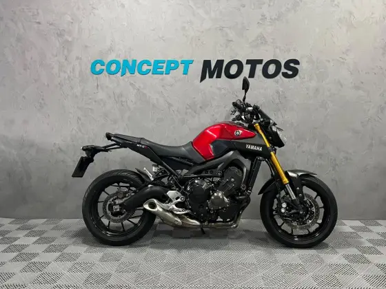YAMAHA MT-09 