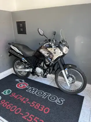YAMAHA XTZ 250 TÉNÉRÉ 