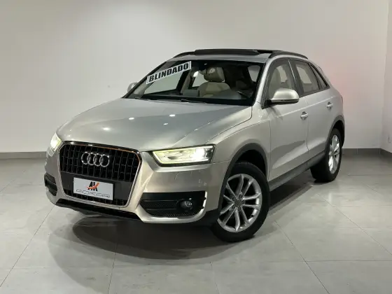 AUDI Q3 2.0 TFSI AMBIENTE QUATTRO 4P GASOLINA S TRONIC