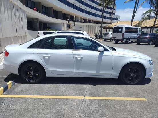 AUDI-A4-2015