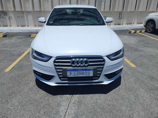 AUDI-A4-2015