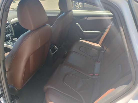 AUDI-A4-2015