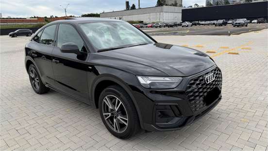 AUDI-Q5-2023