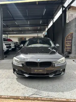 BMW-320i-2013