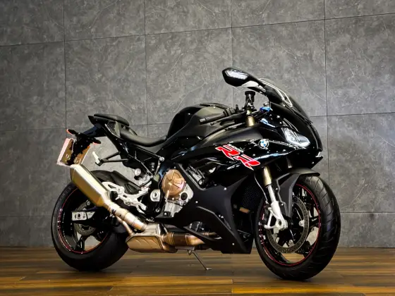 BMW S 1000 RR BMW S 1000 RR
