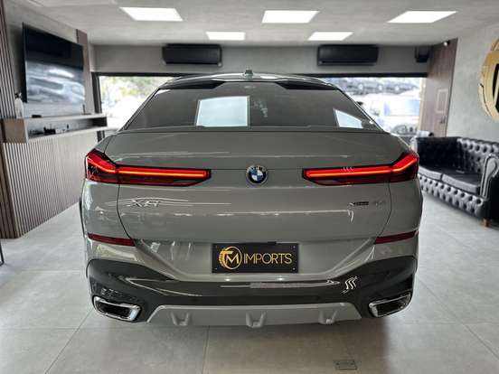 BMW-X6-3.0 TWINPOWER GASOLINA XDRIVE40I M SPORT AUTOMÁTICO BMW-X6-2024