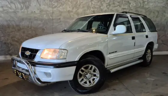 CHEVROLET BLAZER 4.3 SFI DLX EXECUTIVE 4X2 V6 12V GASOLINA 4P MANUAL CHEVROLET BLAZER 4.3 SFI DLX EXECUTIVE 4X2 V6 12V GASOLINA 4P MANUAL