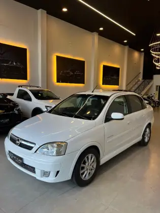 CHEVROLET CORSA 1.4 MPFI PREMIUM SEDAN 8V FLEX 4P MANUAL CHEVROLET CORSA 1.4 MPFI PREMIUM SEDAN 8V FLEX 4P MANUAL
