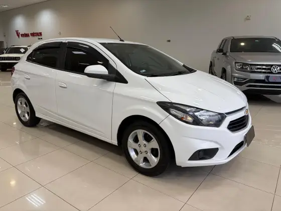 CHEVROLET ONIX 1.4 MPFI LT 8V FLEX 4P MANUAL