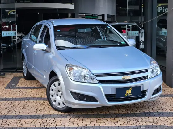 CHEVROLET VECTRA 2.0 MPFI EXPRESSION 8V 140CV FLEX 4P MANUAL