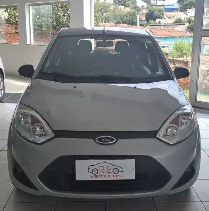 FORD FIESTA 1.6 MPI CLASS HATCH 8V FLEX 4P MANUAL FORD FIESTA 1.6 MPI CLASS HATCH 8V FLEX 4P MANUAL