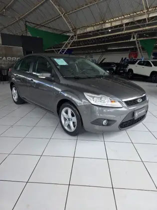 FORD FOCUS 1.6 GL 16V FLEX 4P MANUAL FORD FOCUS 1.6 GL 16V FLEX 4P MANUAL