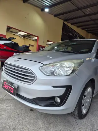 FORD KA 1.5 TI-VCT FLEX SE PLUS AUTOMÁTICO FORD KA 1.5 TI-VCT FLEX SE PLUS AUTOMÁTICO