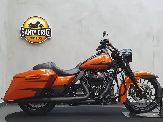HARLEY-DAVIDSON ROAD KING SPECIAL 