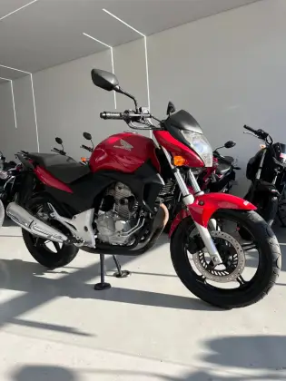 HONDA CB 300R 