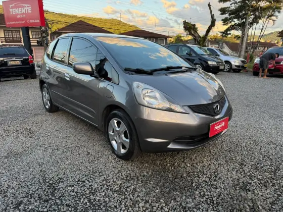 HONDA FIT 1.4 LX 16V FLEX 4P MANUAL