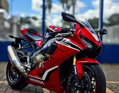 HONDA CBR 1000RR FIREBLADE HONDA CBR 1000RR FIREBLADE