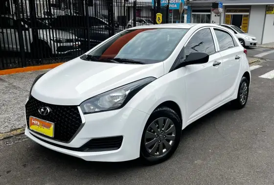 HYUNDAI HB20 1.0 COMFORT 12V FLEX 4P MANUAL