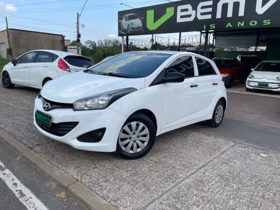 HYUNDAI HB20 1.0 COMFORT 12V FLEX 4P MANUAL