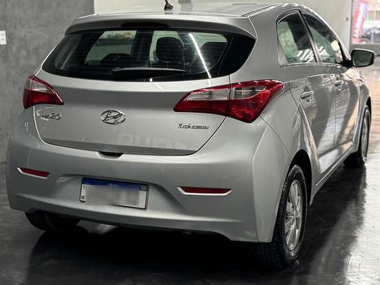 HYUNDAI-HB20-1.6 COMFORT PLUS 16V FLEX 4P MANUAL HYUNDAI-HB20-2015