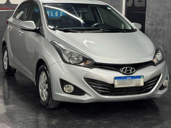 HYUNDAI-HB20-1.6 COMFORT PLUS 16V FLEX 4P MANUAL HYUNDAI-HB20-2015