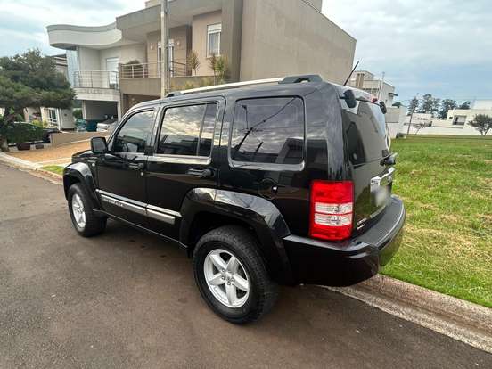 JEEP-CHEROKEE-2012