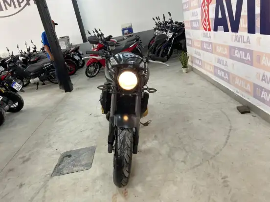 KAWASAKI-Z-750 KAWASAKI-Z-750-2010