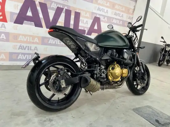 KAWASAKI-Z-750 KAWASAKI-Z-750-2010
