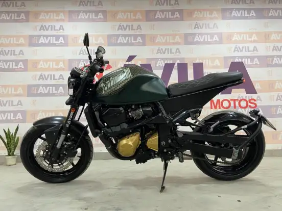 KAWASAKI-Z-750 KAWASAKI-Z-750-2010