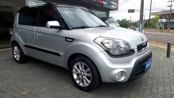 KIA SOUL 1.6 U.174 16V FLEX 4P AUTOMÁTICO
