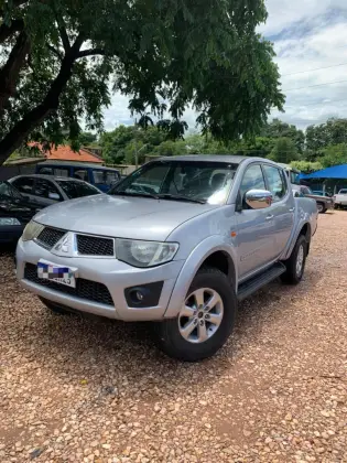 MITSUBISHI L200 TRITON 3.2 HPE 4X4 CD 16V TURBO INTERCOOLER DIESEL 4P AUTOMÁTICO