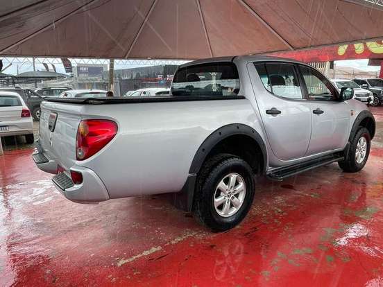 MITSUBISHI-L200 TRITON-3.2 GL 4X4 CD 16V TURBO INTERCOLER DIESEL 4P MANUAL MITSUBISHI-L200 TRITON-2012
